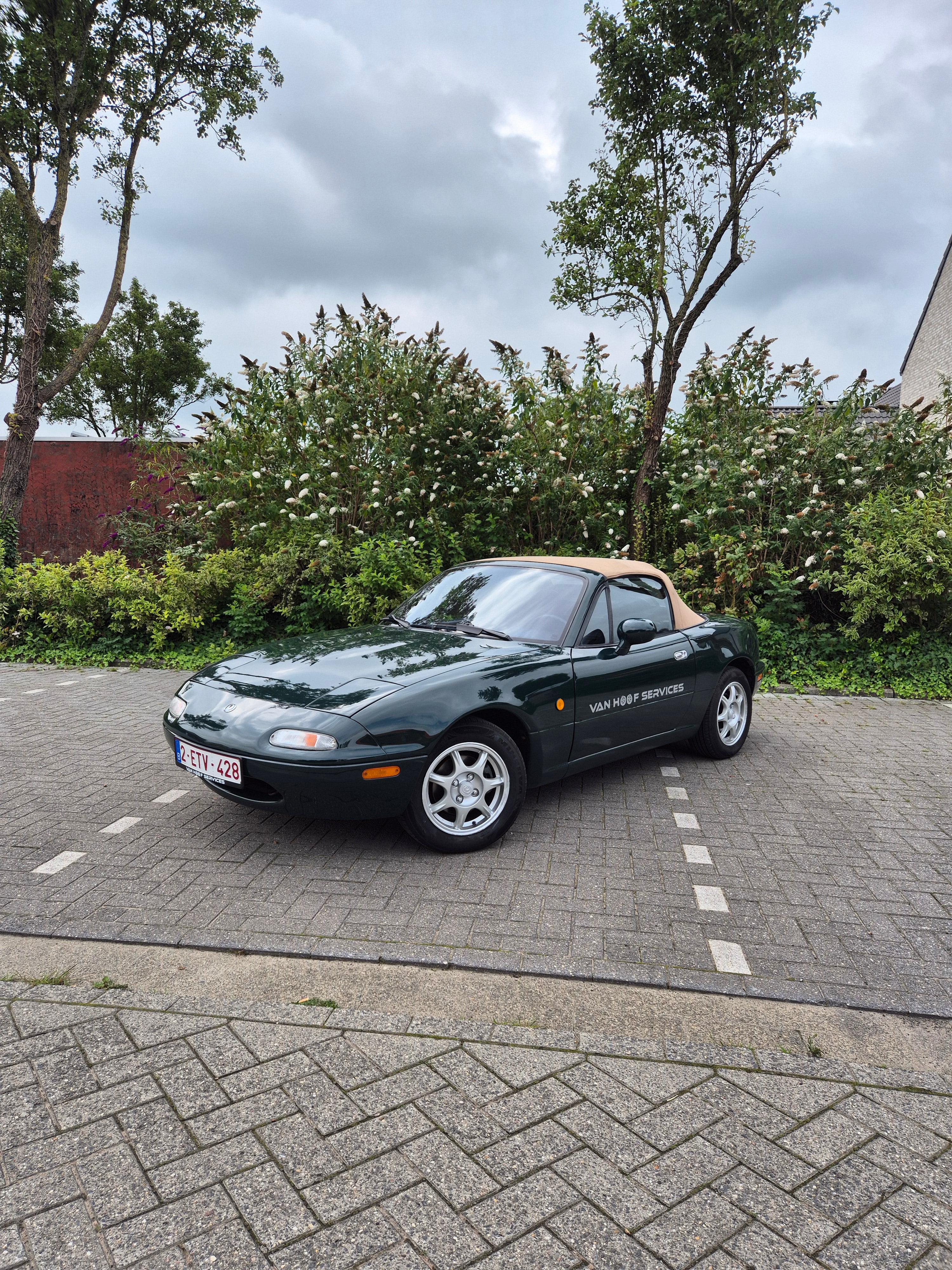 Cadeaubon Mazda MX-5 Roadster Experience