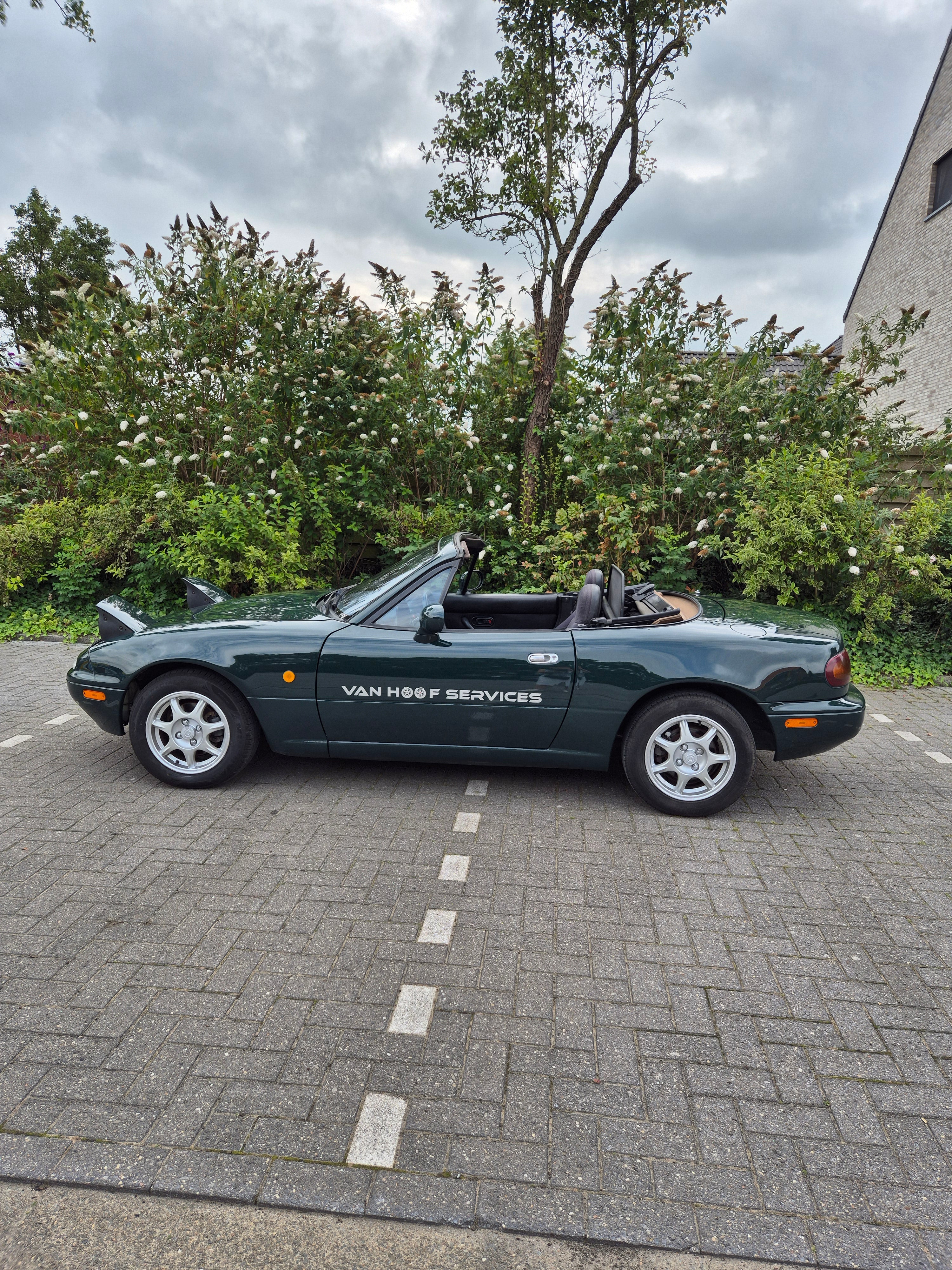 Cadeaubon Mazda MX-5 Roadster Experience