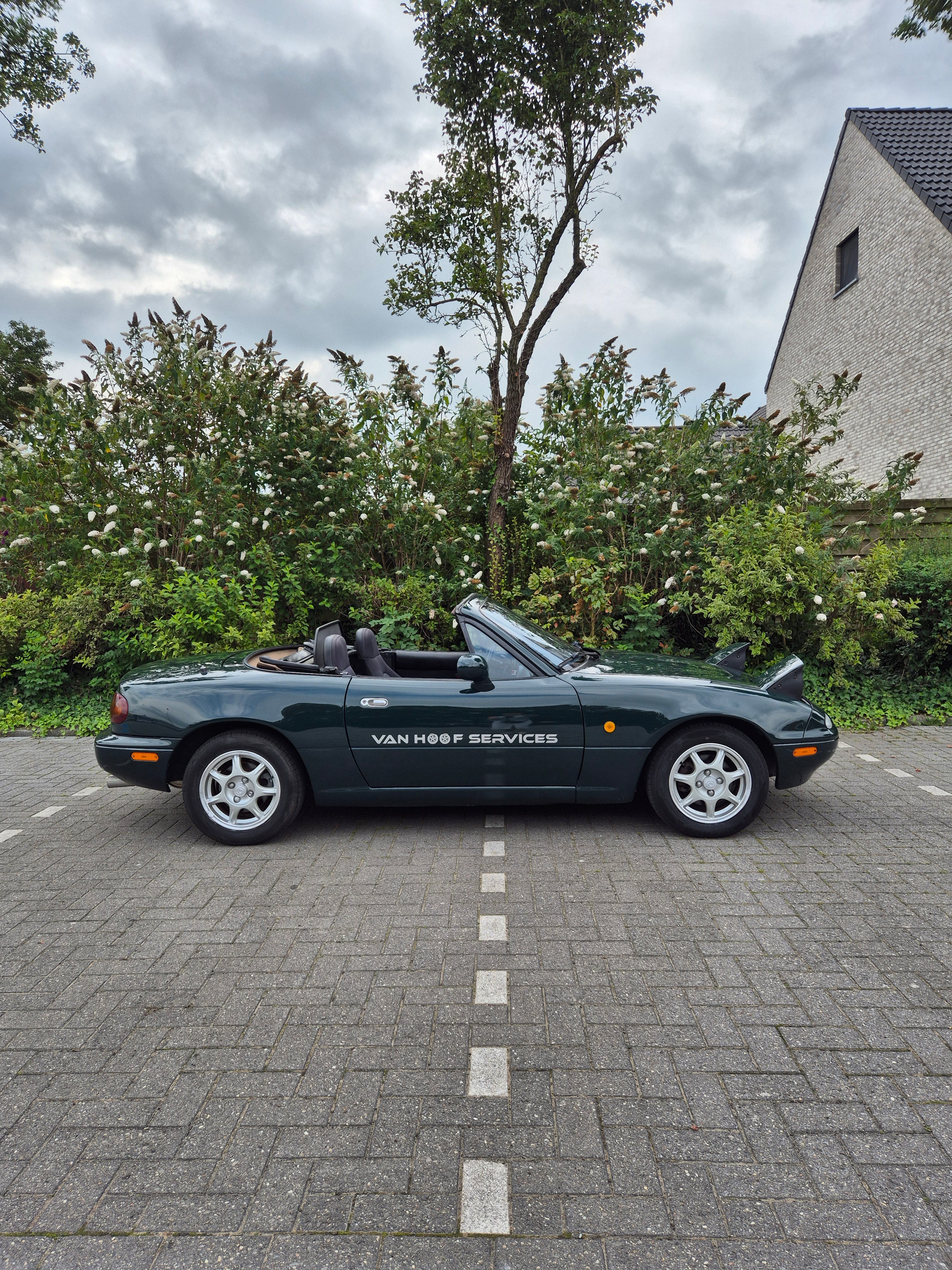 Cadeaubon Mazda MX-5 Roadster Experience